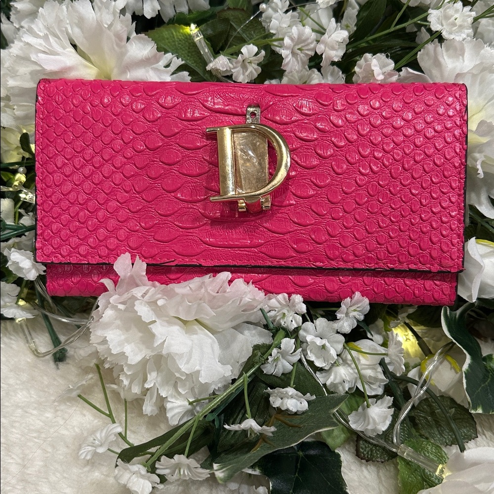 Nwot. Fashion wallet